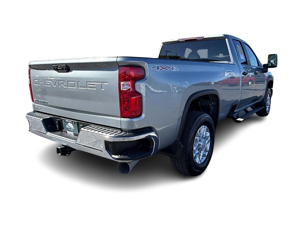 Thumbnail: 2026 Chevrolet Silverado 3500 - 22