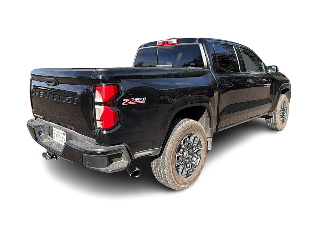 Thumbnail: 2023 Chevrolet Colorado - 11