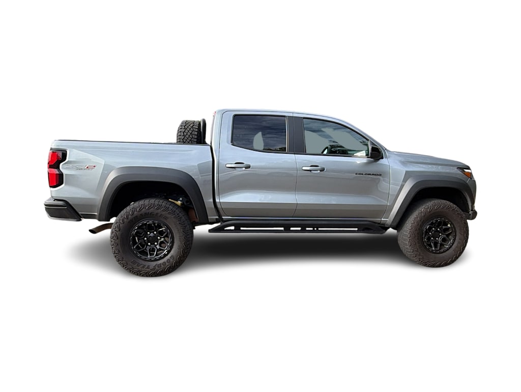 Thumbnail: 2024 Chevrolet Colorado - 10