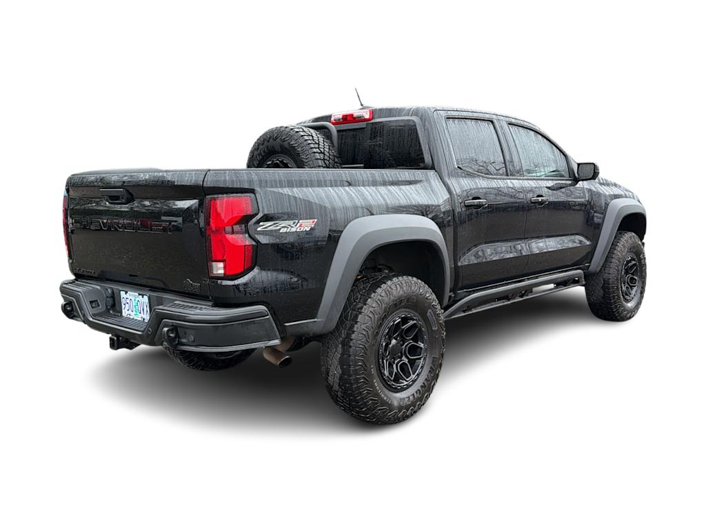 Thumbnail: 2024 Chevrolet Colorado - 17
