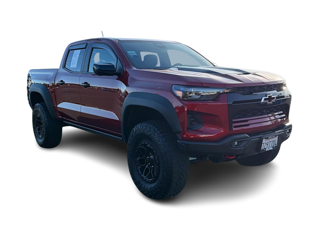 Thumbnail: 2024 Chevrolet Colorado - 18