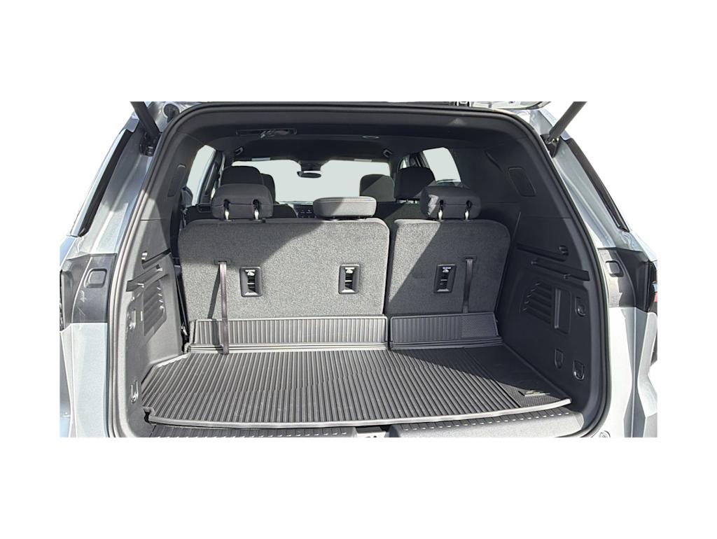 Thumbnail: 2026 Chevrolet Traverse - 17