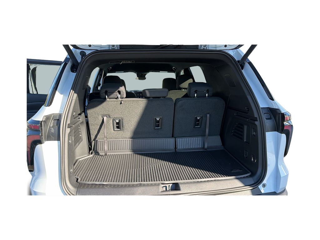 Thumbnail: 2026 Chevrolet Traverse - 16