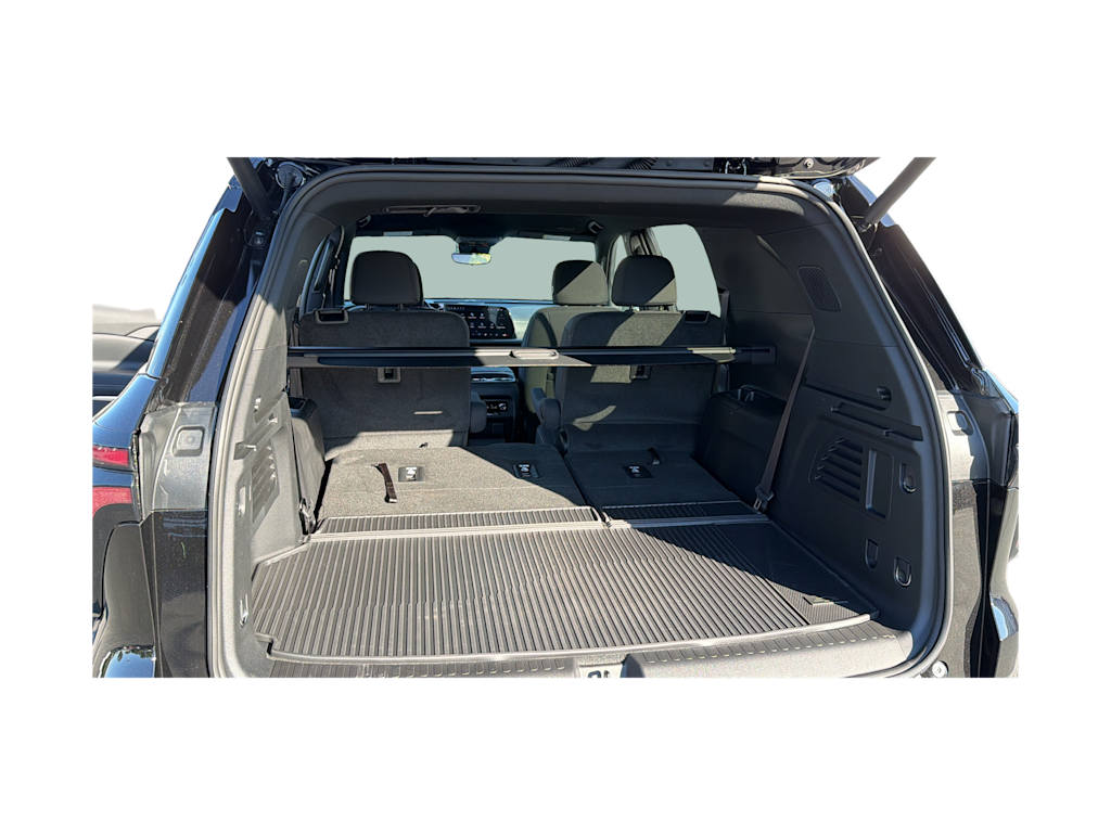 Thumbnail: 2026 Chevrolet Traverse - 15
