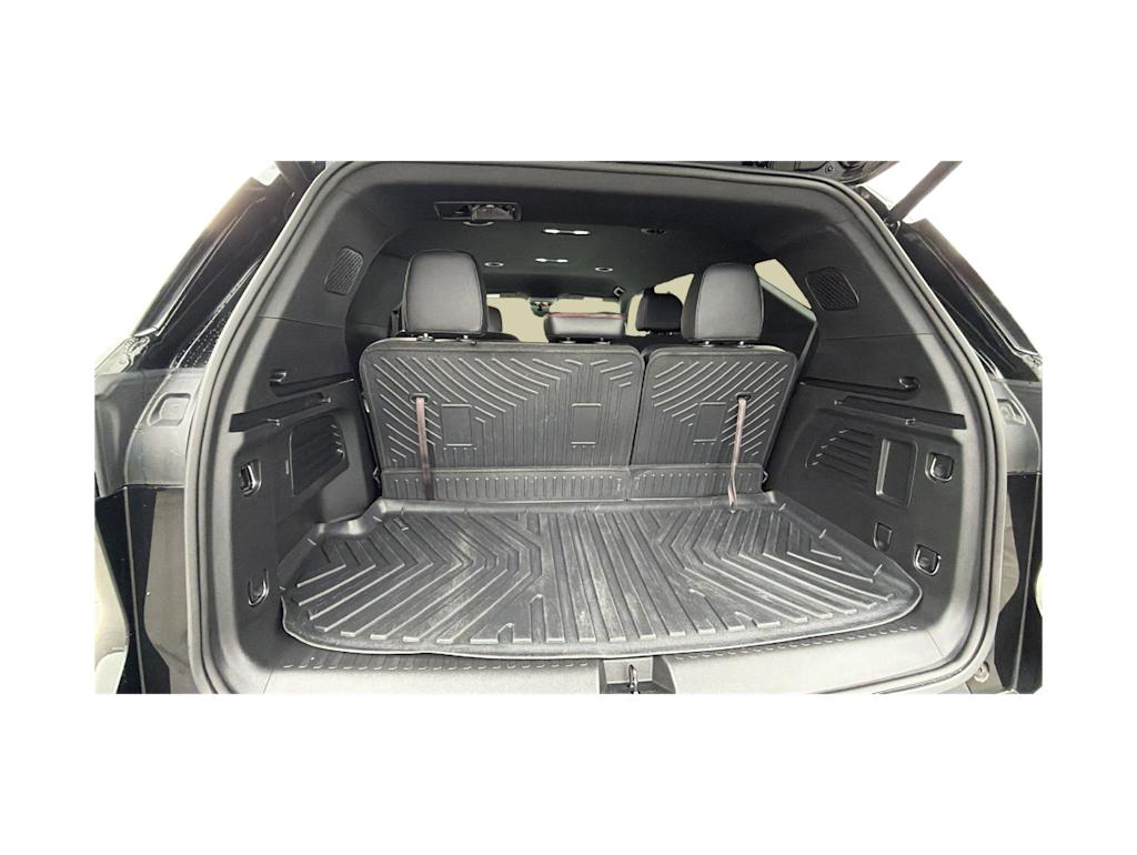 Thumbnail: 2025 Chevrolet Traverse - 16