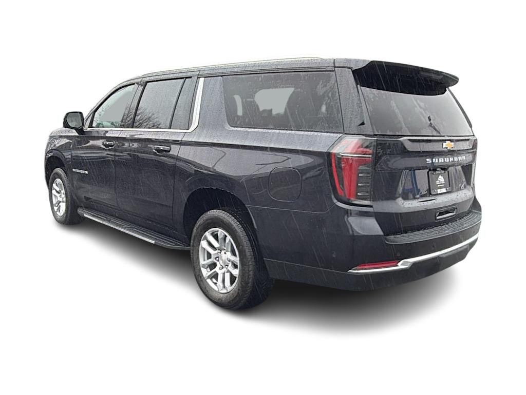 Thumbnail: 2026 Chevrolet Suburban - 4