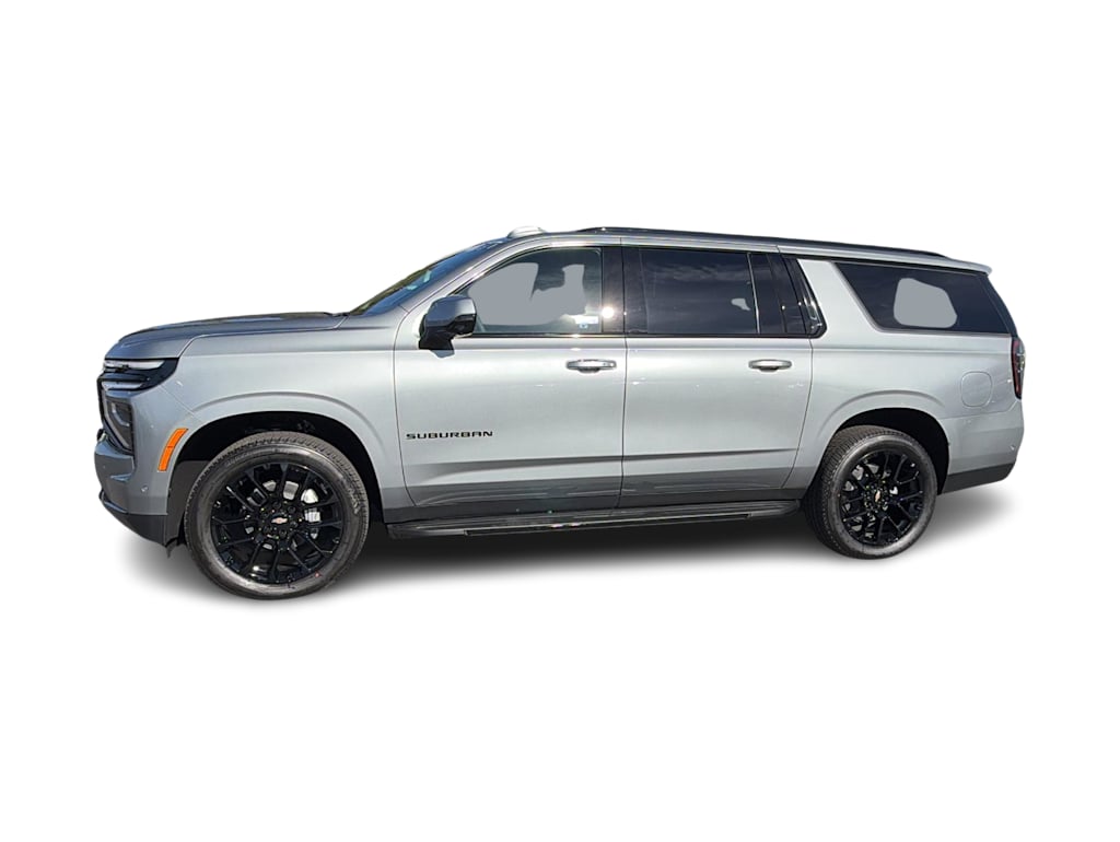 Thumbnail: 2026 Chevrolet Suburban - 3