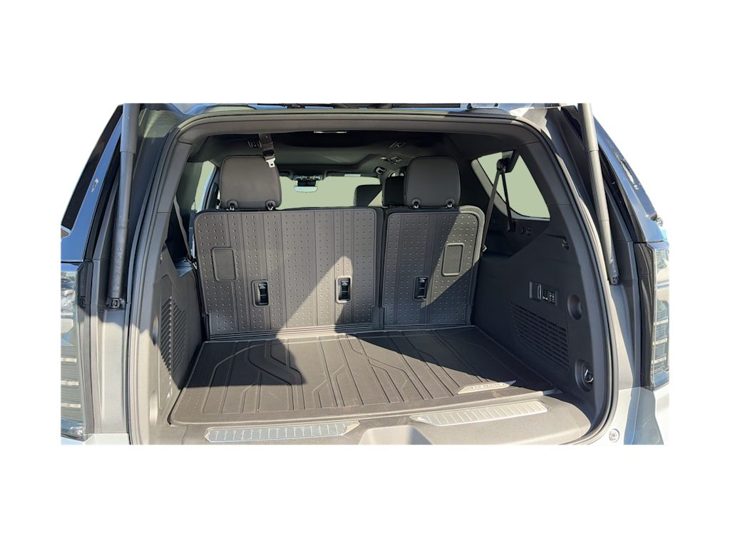 Thumbnail: 2026 Chevrolet Suburban - 15