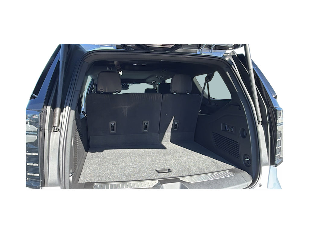 Thumbnail: 2026 Chevrolet Suburban - 16