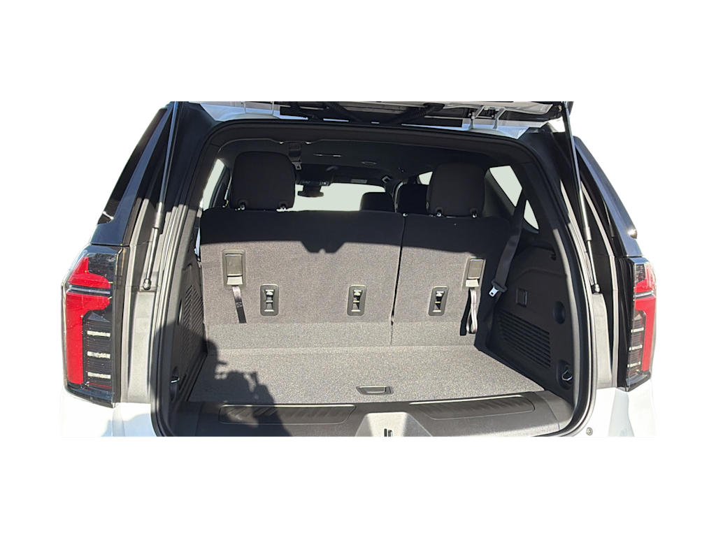 Thumbnail: 2026 Chevrolet Tahoe - 15