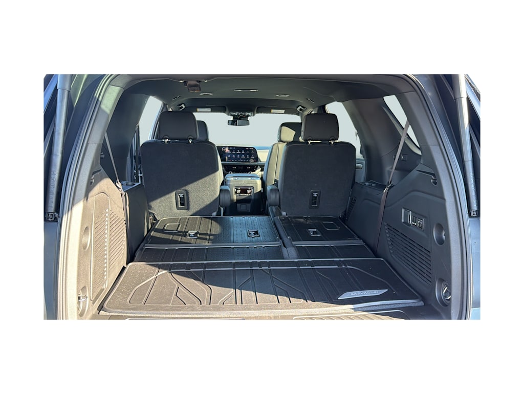 Thumbnail: 2026 Chevrolet Tahoe - 15