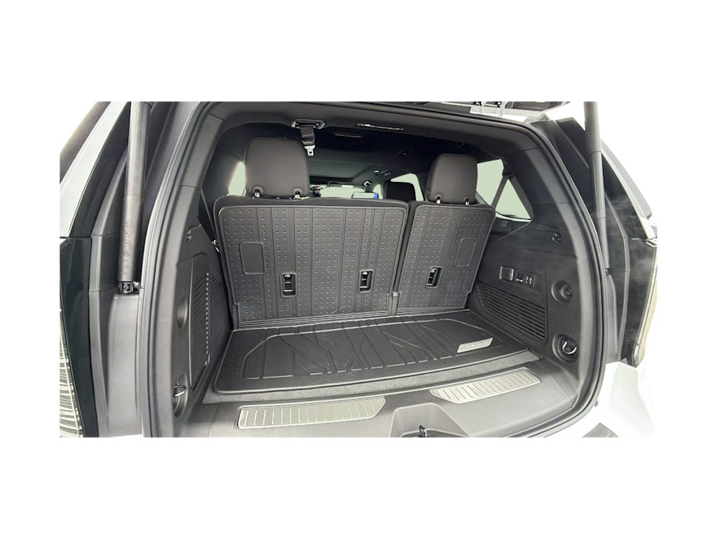 Thumbnail: 2026 Chevrolet Tahoe - 15