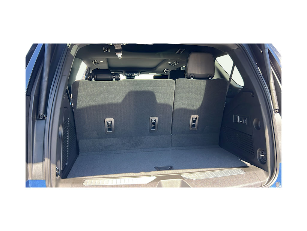 Thumbnail: 2025 Chevrolet Tahoe - 16