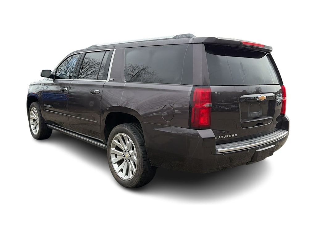 Thumbnail: 2016 Chevrolet Suburban - 4