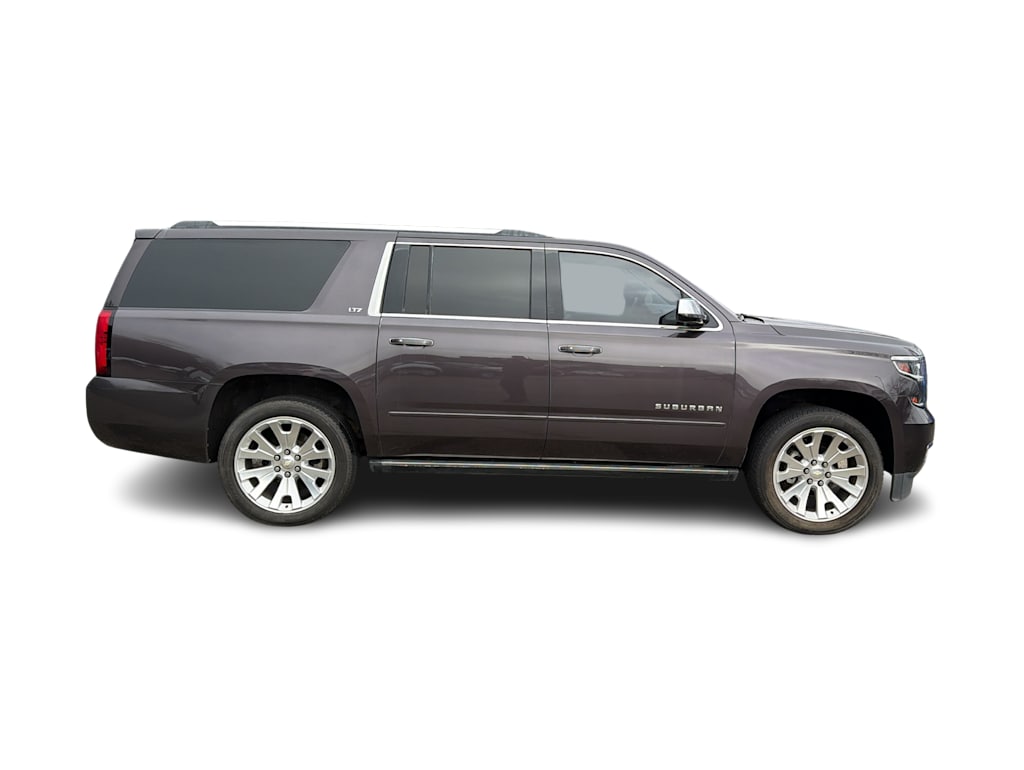 Thumbnail: 2016 Chevrolet Suburban - 18