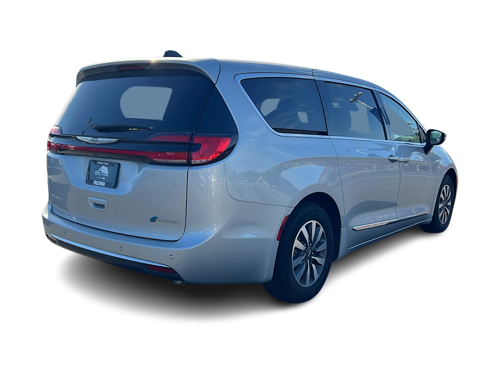 Thumbnail: 2023 Chrysler Pacifica - 11