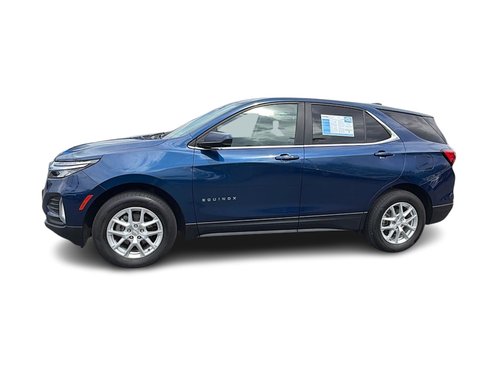 Thumbnail: 2022 Chevrolet Equinox - 3