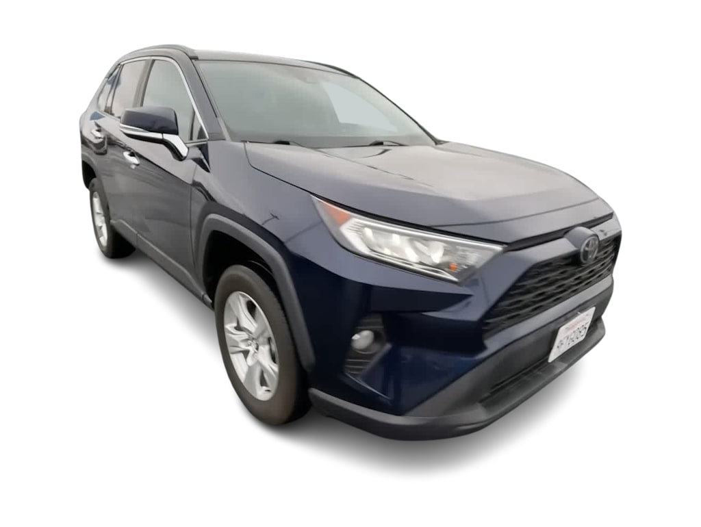 2020 Toyota RAV4 XLE 21