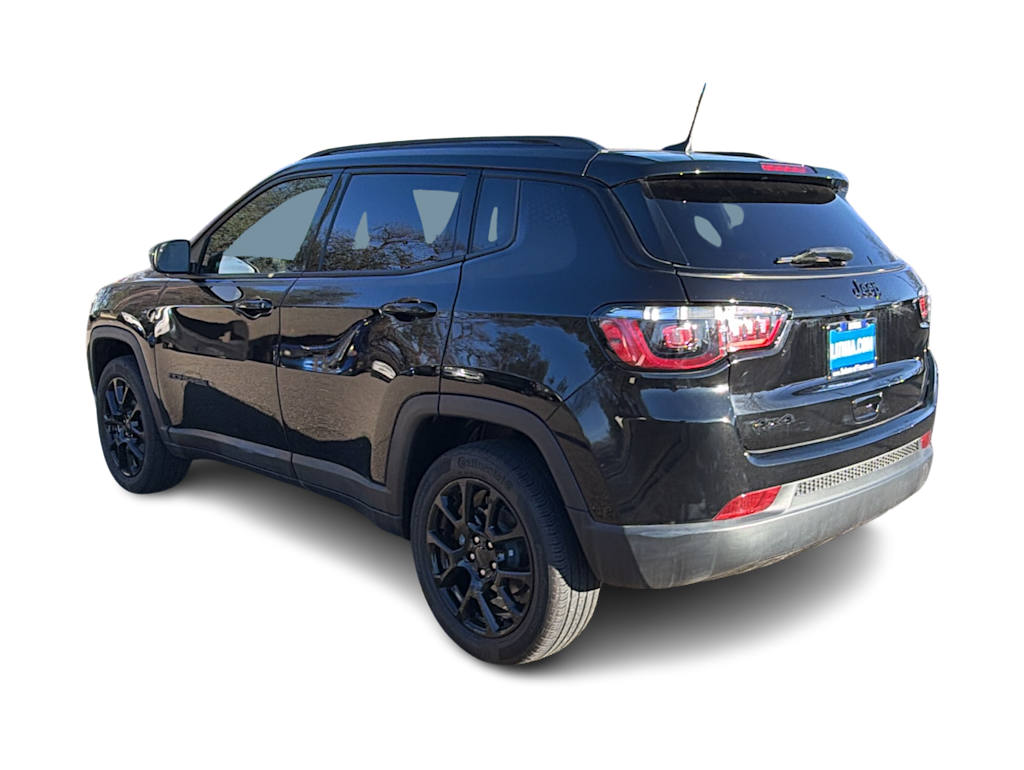 Thumbnail: 2022 Jeep Compass - 3