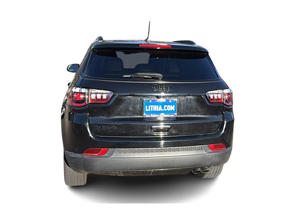 Thumbnail: 2022 Jeep Compass - 20