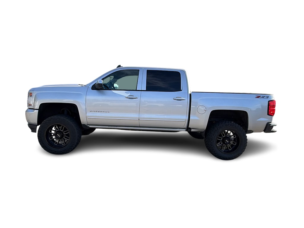 Thumbnail: 2018 Chevrolet Silverado 1500 - 3