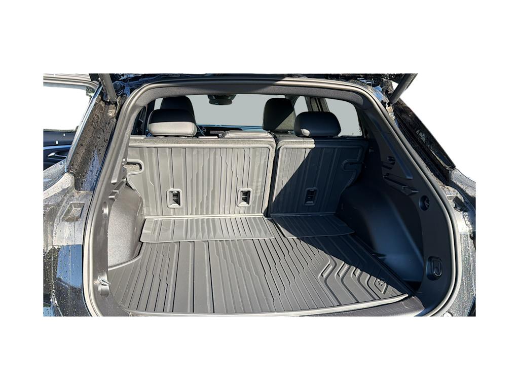 Thumbnail: 2026 Chevrolet Equinox - 16