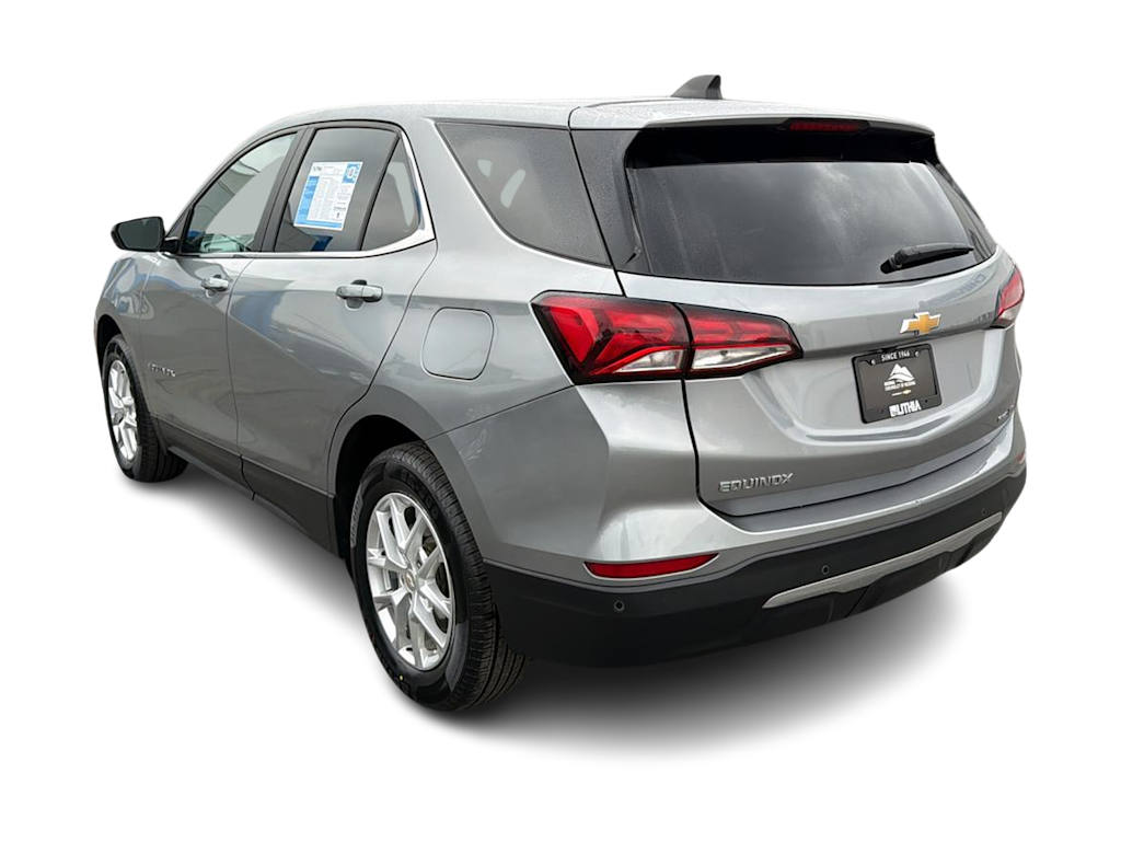 Thumbnail: 2024 Chevrolet Equinox - 4