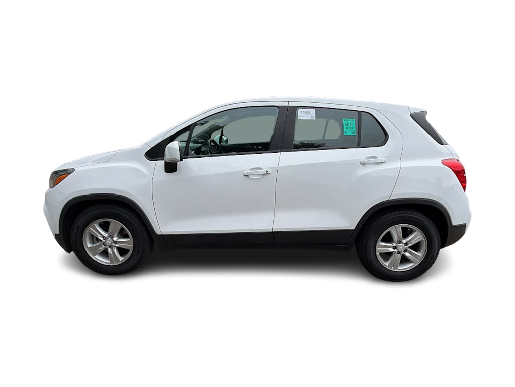 Thumbnail: 2020 Chevrolet Trax - 3