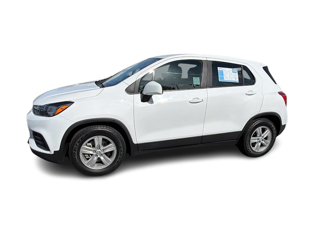 Thumbnail: 2020 Chevrolet Trax - 3