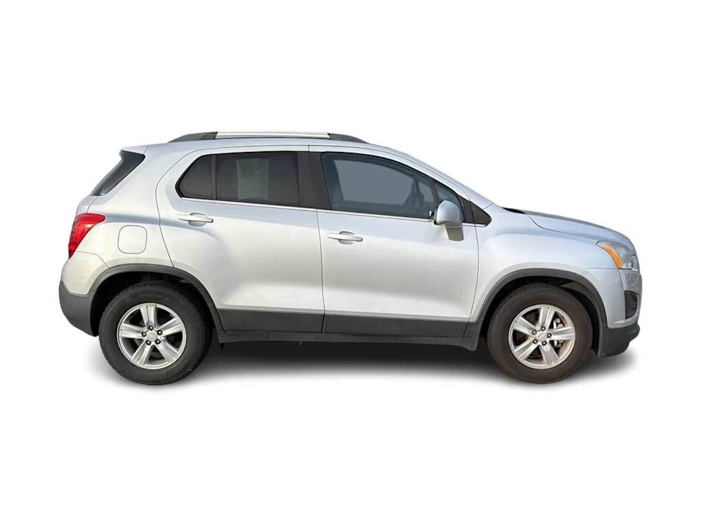 Thumbnail: 2016 Chevrolet Trax - 19