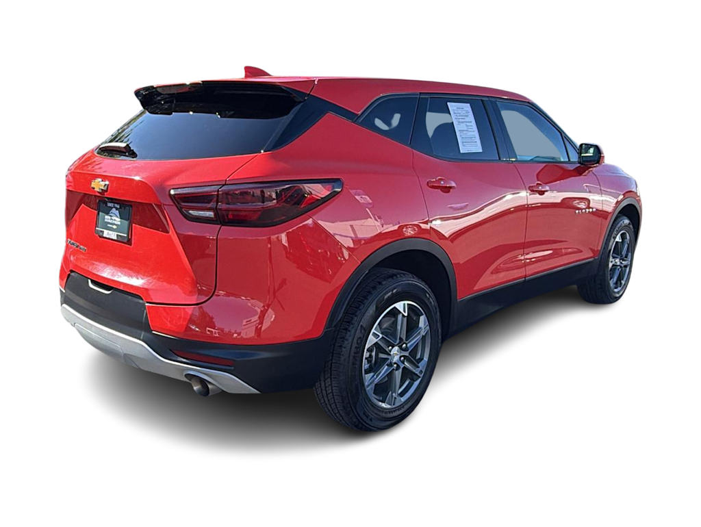Thumbnail: 2025 Chevrolet Blazer - 23