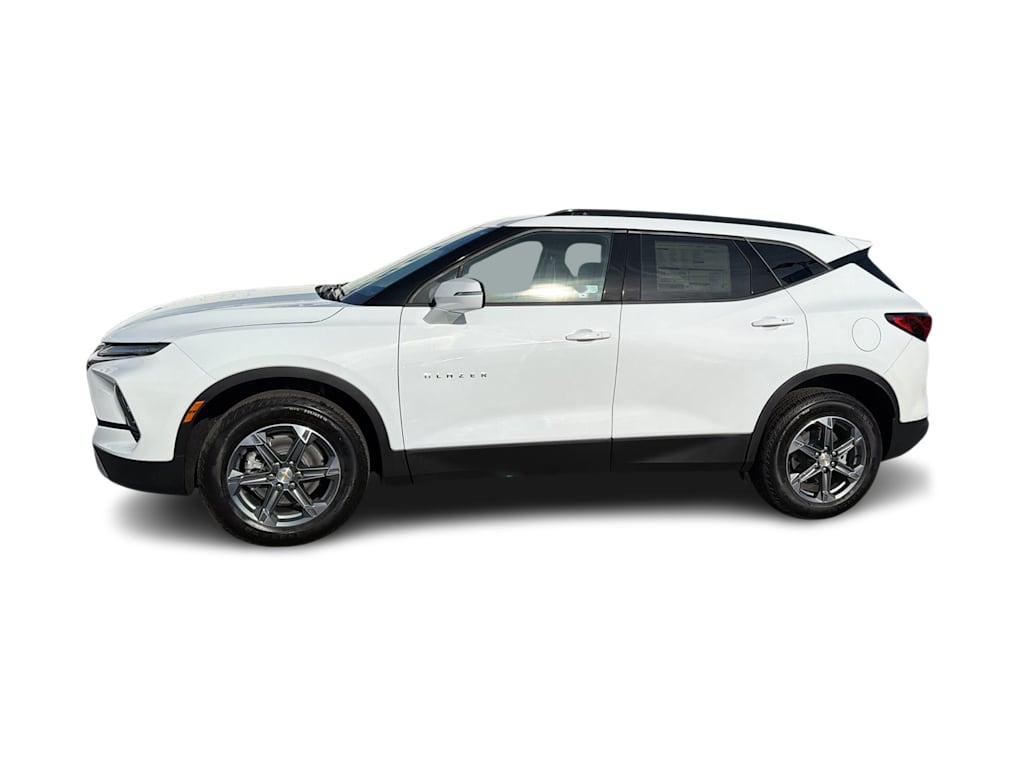 Thumbnail: 2026 Chevrolet Blazer - 3