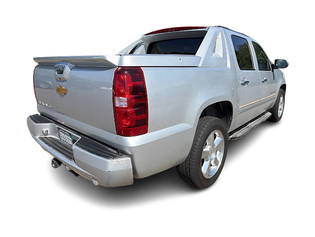 Thumbnail: 2012 Chevrolet Avalanche 1500 - 18