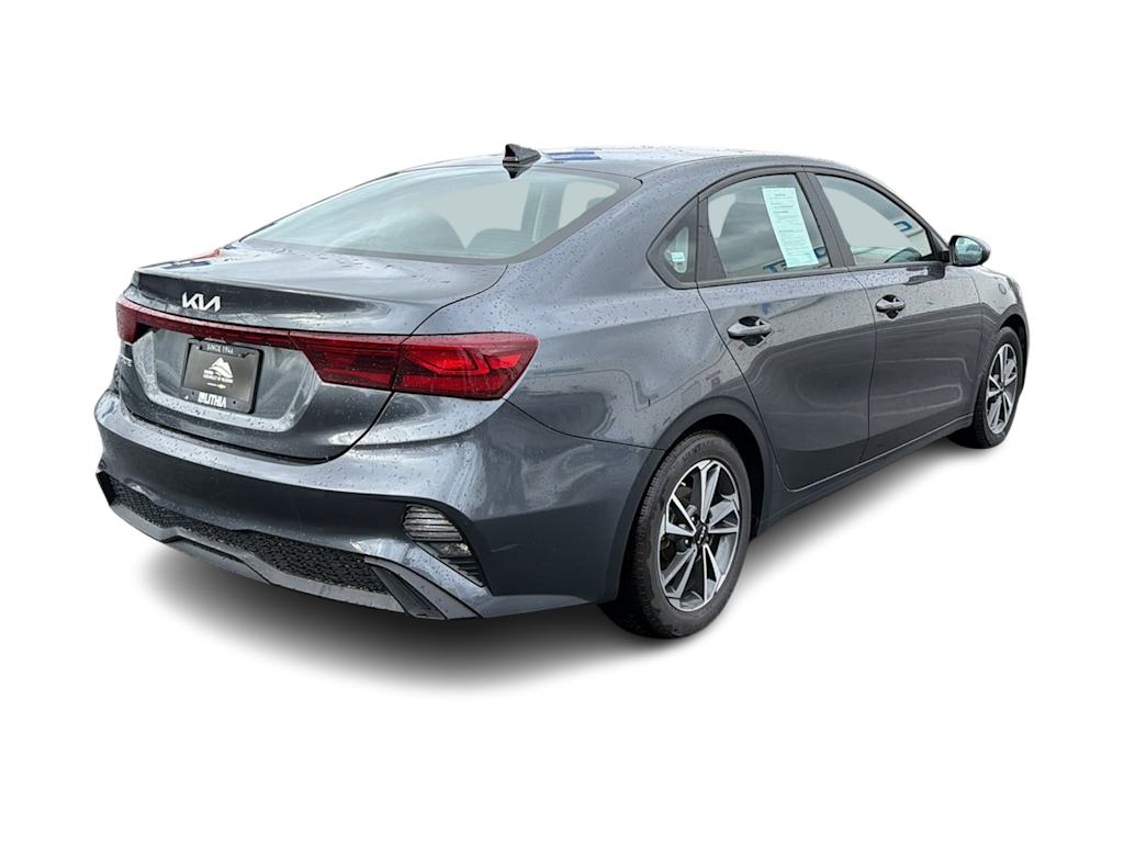 Thumbnail: 2023 Kia Forte - 20
