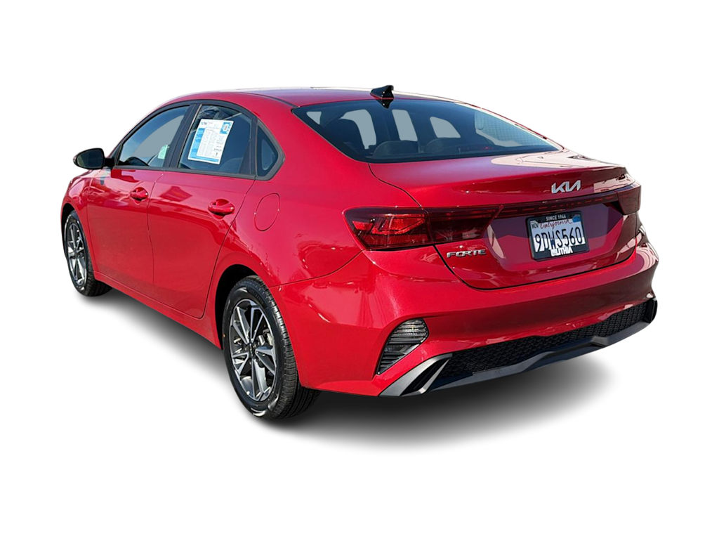 Thumbnail: 2023 Kia Forte - 4