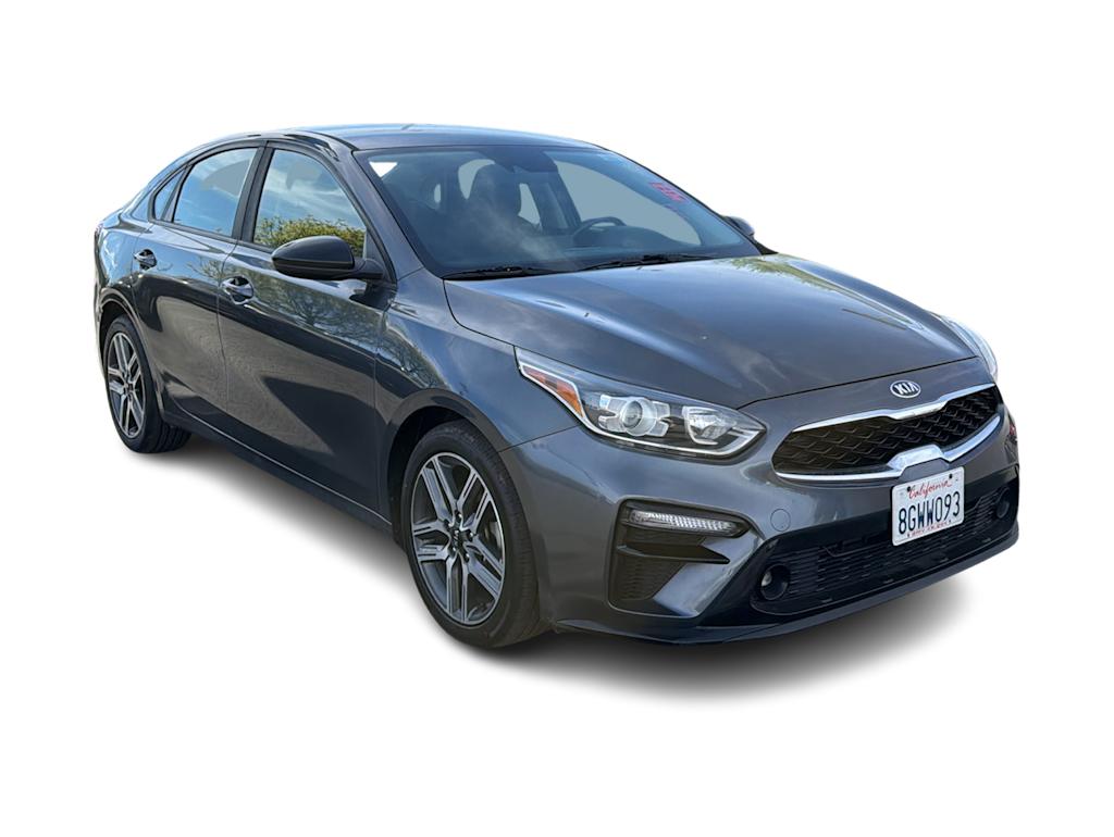 Thumbnail: 2019 Kia Forte - 17