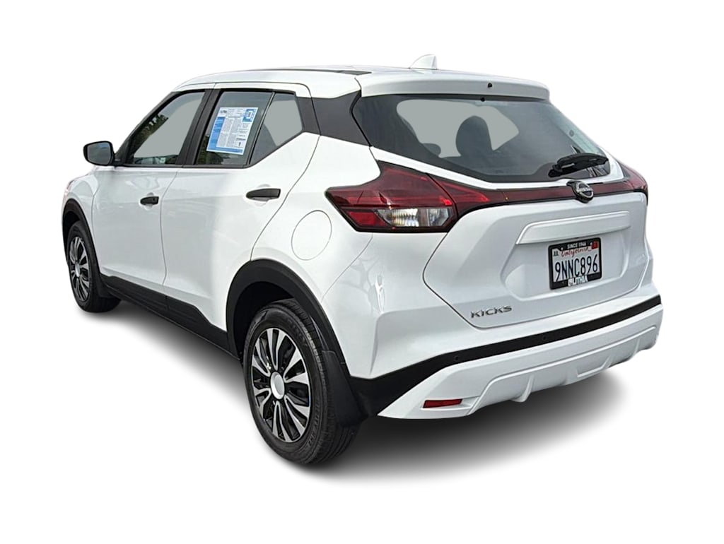 Thumbnail: 2024 Nissan Kicks - 4