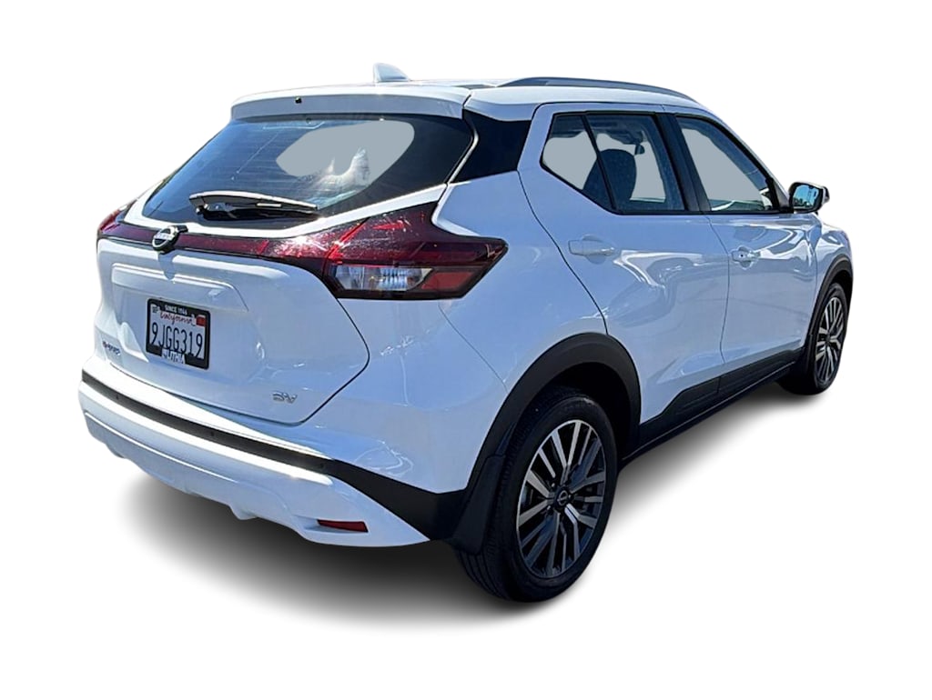 Thumbnail: 2023 Nissan Kicks - 23
