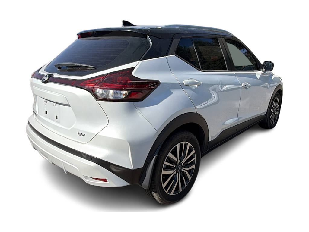 Thumbnail: 2023 Nissan Kicks - 19