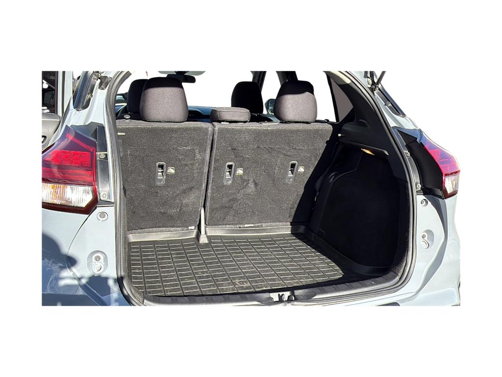 Thumbnail: 2024 Nissan Kicks - 18