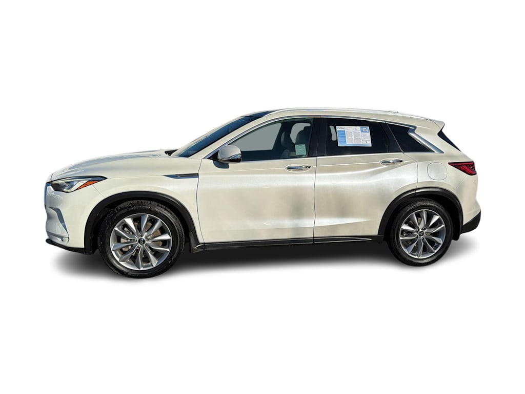 Thumbnail: 2019 INFINITI QX50 - 3