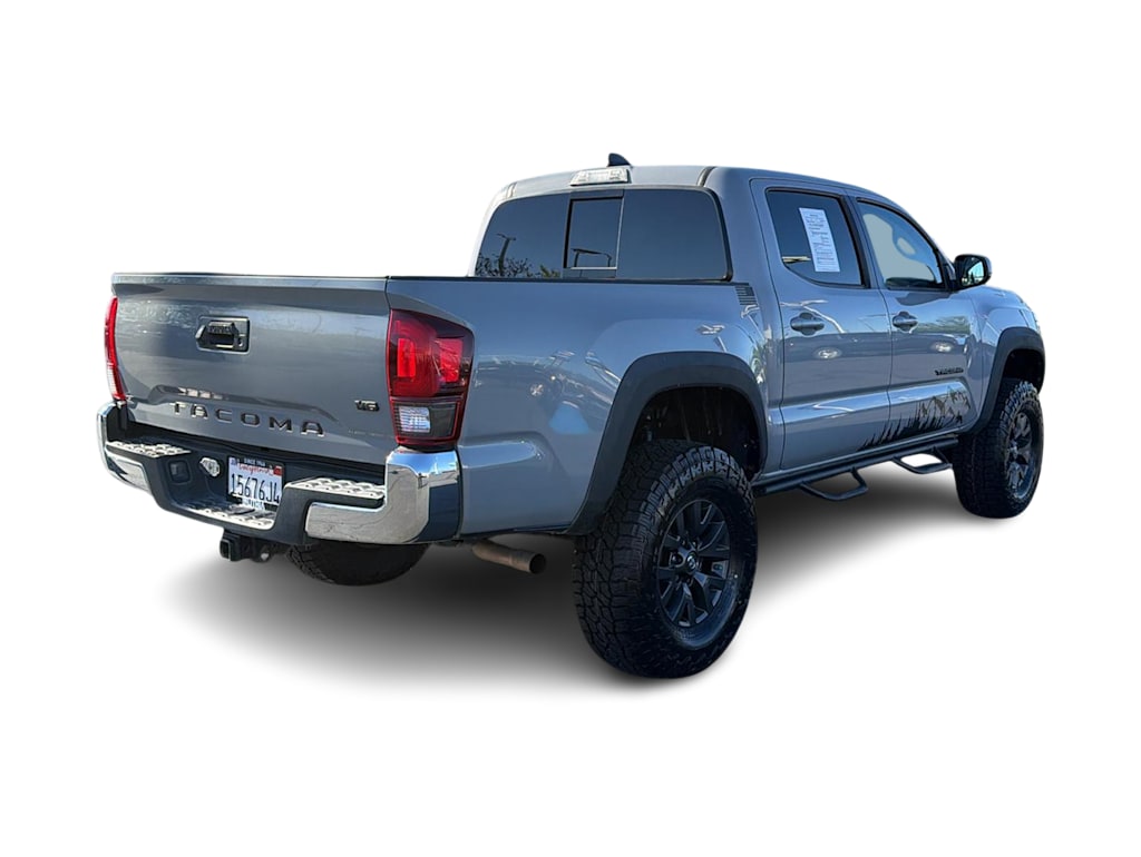 Thumbnail: 2020 Toyota Tacoma - 22