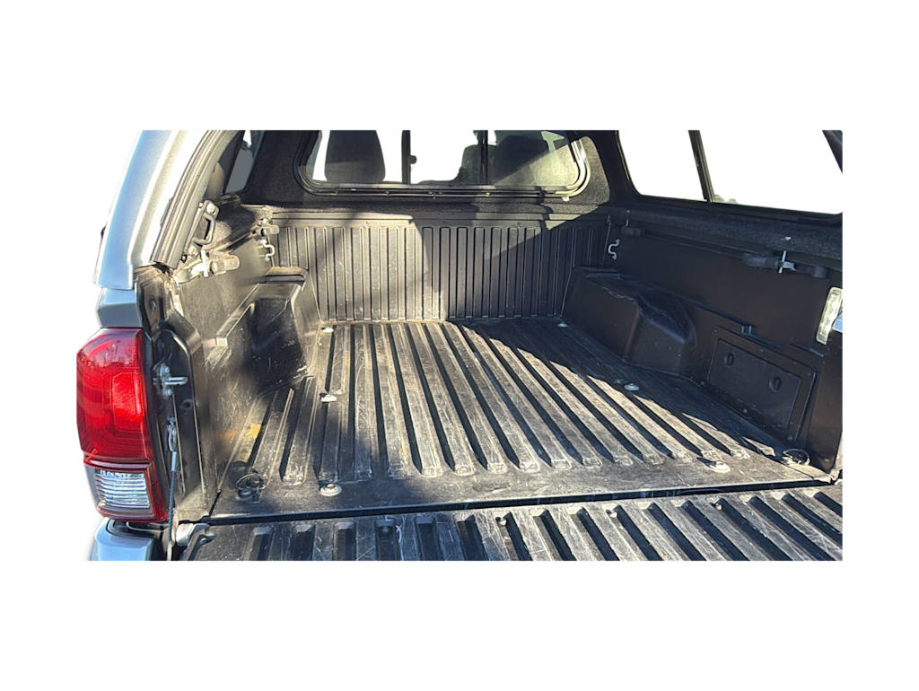 Thumbnail: 2021 Toyota Tacoma - 17