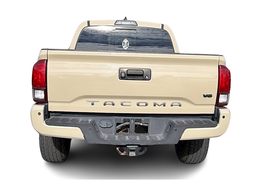 Thumbnail: 2018 Toyota Tacoma - 5