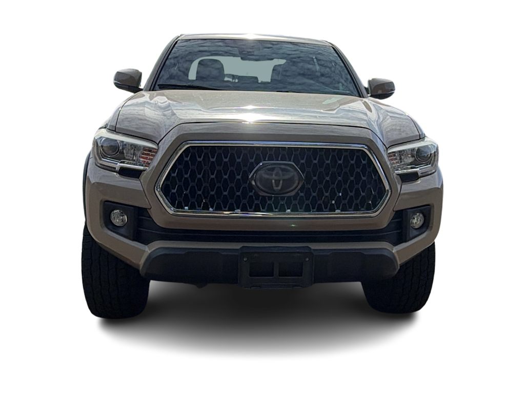 Thumbnail: 2018 Toyota Tacoma - 6
