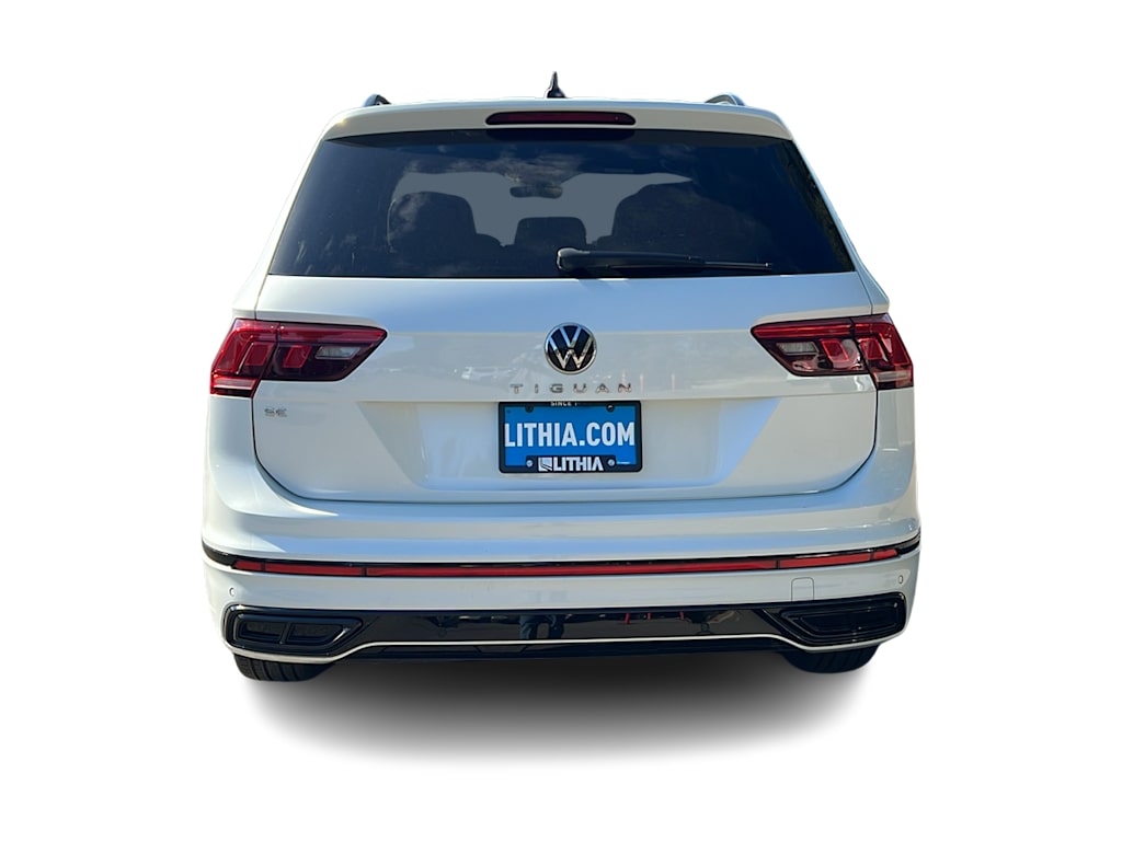 Thumbnail: 2022 Volkswagen Tiguan - 5