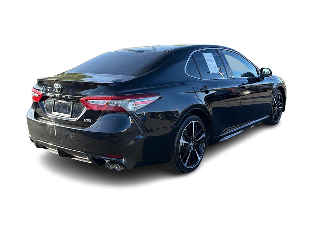 Thumbnail: 2018 Toyota Camry - 21