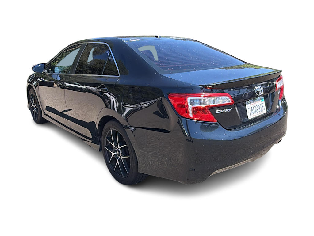 Thumbnail: 2013 Toyota Camry - 4