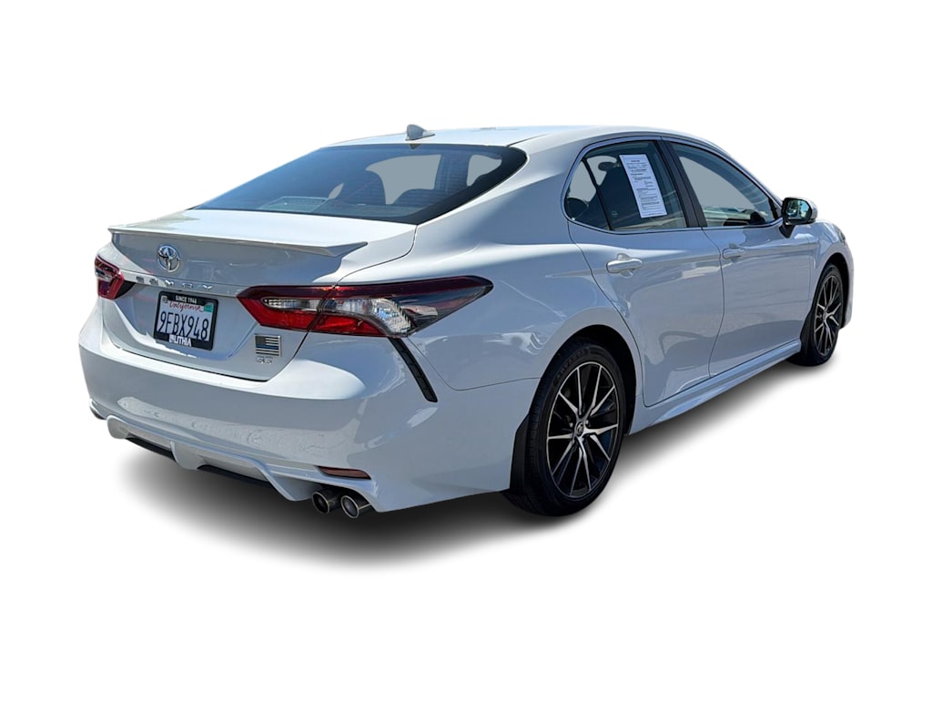 Thumbnail: 2023 Toyota Camry - 21