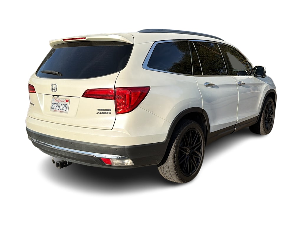 Thumbnail: 2018 Honda Pilot - 19